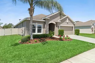 3951 Wind Dancer Cir, Saint Cloud, FL 34772 - Photo 2