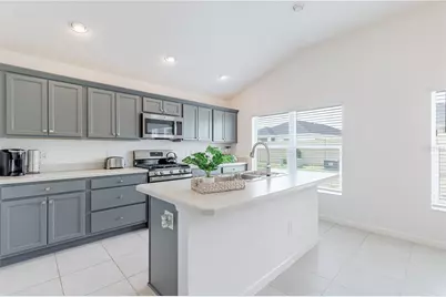 805 Hubbard Loop, The Villages, FL 32163 - Photo 14