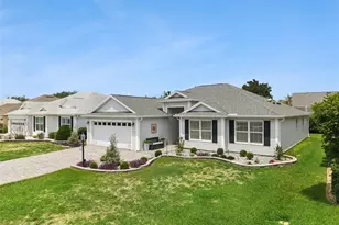 1877 Walden Way, The Villages, FL 32162 - Photo 4