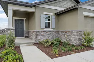 1877 Sierra Sun Wy, Minneola, FL 34755 - Photo 2