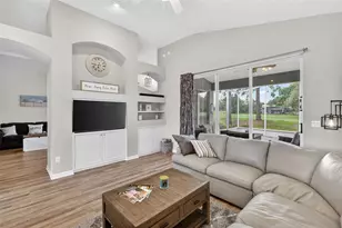 8011 Pine Hollow Dr, Mount Dora, FL 32757 - Photo 14