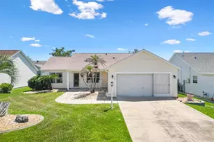 1910 Augustine Dr, The Villages, FL 32159 - Photo 2