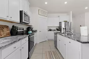 5092 Stokes Wy, Wildwood, FL 34785 - Photo 14