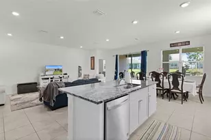 5092 Stokes Wy, Wildwood, FL 34785 - Photo 12