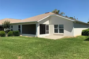 27215 Roanoke Dr, Leesburg, FL 34748 - Photo 2