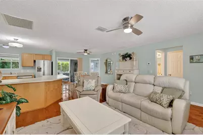 1060 Golden Grove Drive, The Villages, FL 32162 - Photo 14