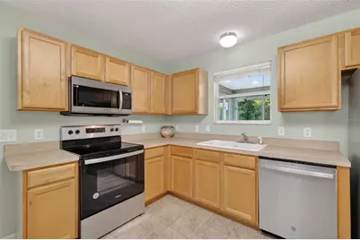 1060 Golden Grove Drive, The Villages, FL 32162 - Photo 6