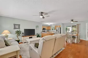 1060 Golden Grove Dr, The Villages, FL 32162 - Photo 12