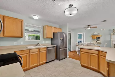 1060 Golden Grove Drive, The Villages, FL 32162 - Photo 6
