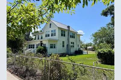 708 E Lemon Avenue, Eustis, FL 32726 - Photo 1