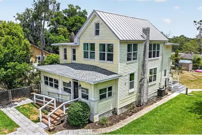 708 E Lemon Avenue, Eustis, FL 32726 - Photo 2