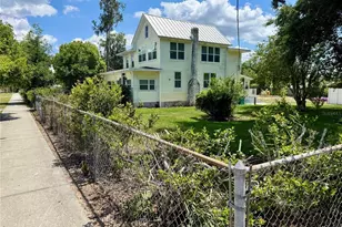 708 E Lemon Ave, Eustis, FL 32726 - Photo 4