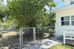 708 E Lemon Ave, Eustis, FL 32726 - Photo 56