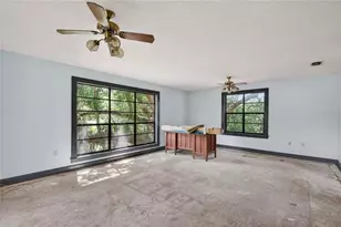 19 E Morningview Dr, Eustis, FL 32726 - Photo 18