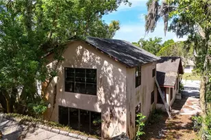 19 E Morningview Dr, Eustis, FL 32726 - Photo 32