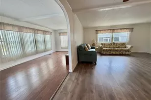 115 Bougainvillea Dr, Leesburg, FL 34748 - Photo 8