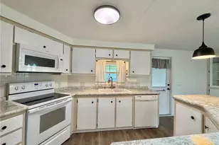 115 Bougainvillea Dr, Leesburg, FL 34748 - Photo 18