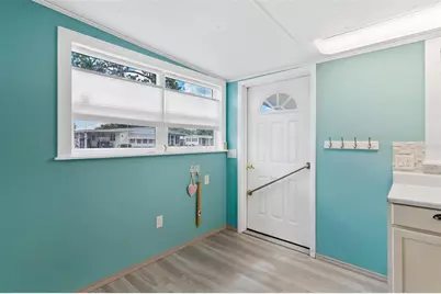 717 W Coach N Four Drive, Leesburg, FL 34748 - Photo 6