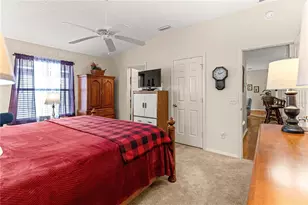 16922 SE 81st Charlesfort Ave, The Villages, FL 32162 - Photo 24