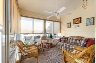 16922 SE 81st Charlesfort Ave, The Villages, FL 32162 - Photo 8