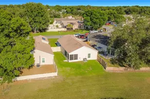 4940 Heron Run Cir, Leesburg, FL 34748 - Photo 42