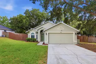1008 Chateau Cir, Minneola, FL 34715 - Photo 1
