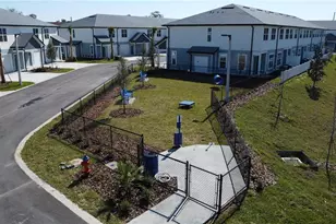 1019 E Caroline St, Tavares, FL 32778 - Photo 6