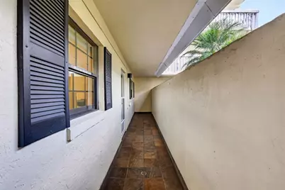 101 N Grandview Street #1, Mount Dora, FL 32757 - Photo 2