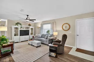 17551 SE 96th Ct, Summerfield, FL 34491 - Photo 10