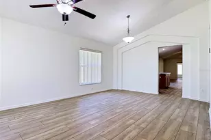 1029 Brayton Ln, Davenport, FL 33897 - Photo 12