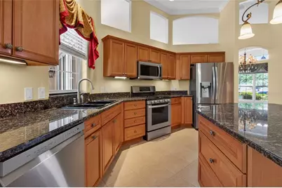 1300 Bennett Place, The Villages, FL 32162 - Photo 10