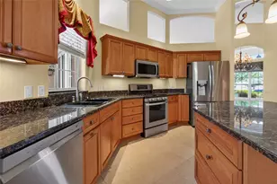 1300 Bennett Pl, The Villages, FL 32162 - Photo 10