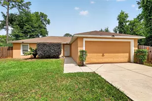 5 Hemlock Radial Ln, Ocala, FL 34472 - Photo 1
