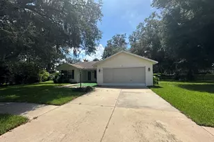 104 Cherry Blossom Ln, Lady Lake, FL 32159 - Photo 2