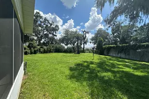 104 Cherry Blossom Ln, Lady Lake, FL 32159 - Photo 26