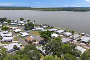 30 Riverview Dr, Fruitland Park, FL 34731 - Photo 40