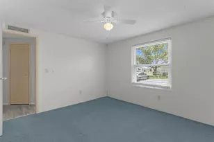 30 Riverview Dr, Fruitland Park, FL 34731 - Photo 22