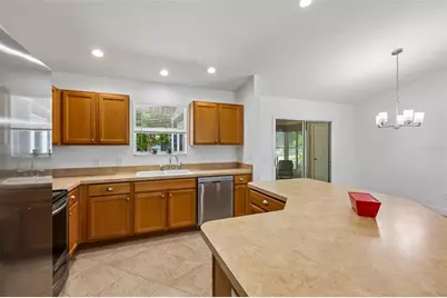 1000 Kenova Avenue, The Villages, FL 32162 - Photo 10