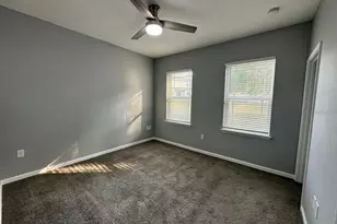 930 Lakefront Village Dr, Clermont, FL 34711 - Photo 10