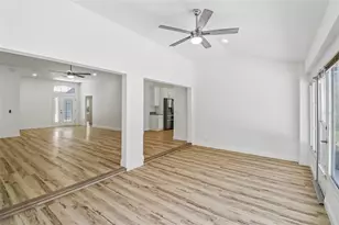 207 Desota Ct, The Villages, FL 32159 - Photo 28