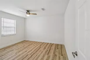 207 Desota Ct, The Villages, FL 32159 - Photo 22