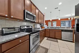 9118 Shepton St, Orlando, FL 32825 - Photo 8