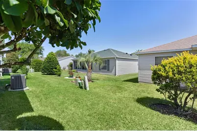 2437 Southern Oak Street, The Villages, FL 32162 - Photo 34