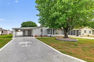728 Prado Dr, Lady Lake, FL 32159 - Photo 2