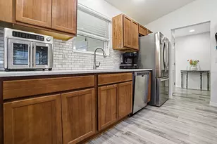 1033 Aloha Way, Lady Lake, FL 32159 - Photo 14