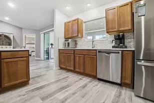 1033 Aloha Way, Lady Lake, FL 32159 - Photo 16