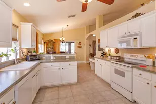 2505 Arran Ct, Clermont, FL 34714 - Photo 18