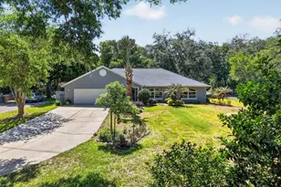1200 Marshall Ct, Eustis, FL 32726 - Photo 2