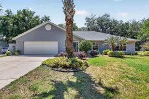1200 Marshall Ct, Eustis, FL 32726 - Photo 4