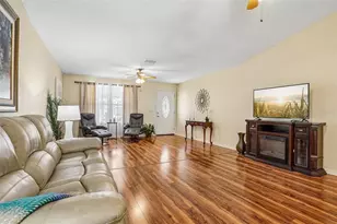 447 Foster Pl, The Villages, FL 32162 - Photo 6